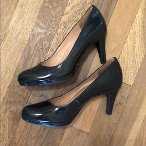 Naturalizer Michelle patent platform heels NARROW